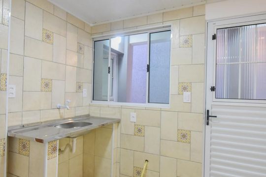 Cozinha de apartamento para alugar com 1 quarto, 20m² em Jardim Ibirapuera, São Paulo
