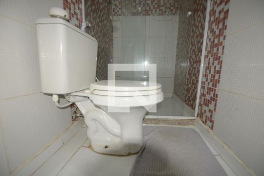 Banheiro da Suite 1 de apartamento à venda com 3 quartos, 110m² em Vista Alegre, Rio de Janeiro