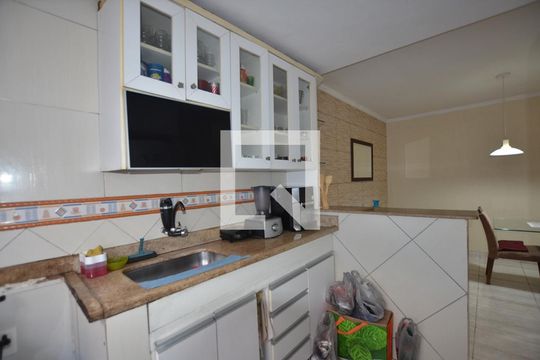 Cozinha de apartamento à venda com 3 quartos, 110m² em Vista Alegre, Rio de Janeiro