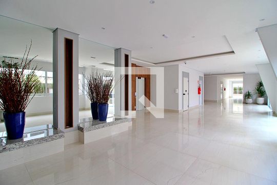 Hall de apartamento à venda com 2 quartos, 50m² em Parque das Nações, Santo André