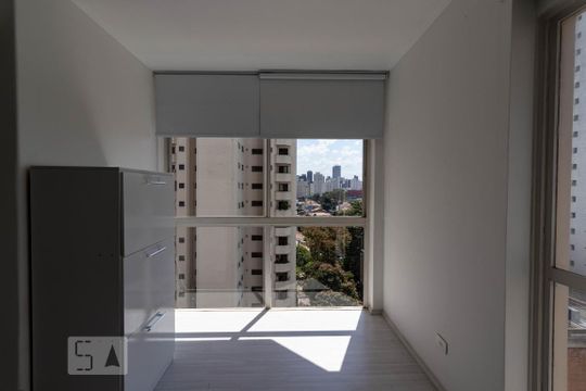 Quarto de apartamento à venda com 1 quarto, 75m² em Vila Nova Conceição, São Paulo