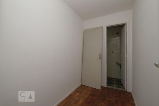 Quarto de Serviço de apartamento à venda com 1 quarto, 60m² em Tijuca, Rio de Janeiro