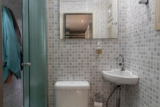 Lavabo/Banheiro de apartamento para alugar com 1 quarto, 52m² em Vila Olímpia, São Paulo