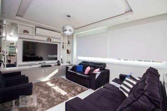 Casa à venda com 4 quartos, 362m² em Protásio Alves, Porto Alegre