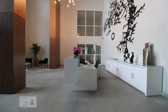 Hall de apartamento para alugar com 2 quartos, 68m² em Vila Gertrudes, São Paulo