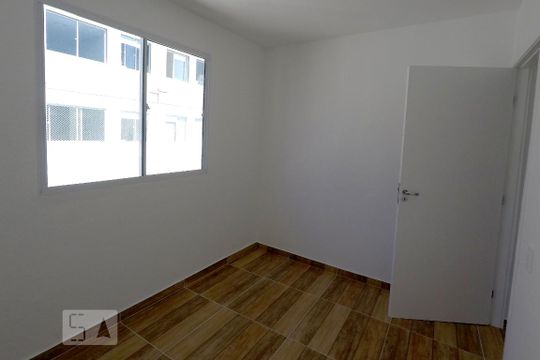 Quarto 1 de apartamento para alugar com 2 quartos, 40m² em Jardim São Savério, São Paulo