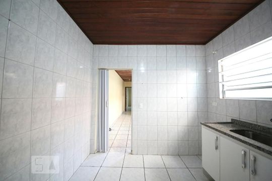 Cozinha de casa à venda com 2 quartos, 150m² em Campininha, São Paulo