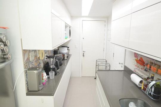 Cozinha  de apartamento à venda com 3 quartos, 98m² em Botafogo, Rio de Janeiro