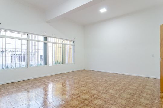 Sala de casa à venda com 15 quartos, 500m² em Jardim Santo Antoninho, São Paulo