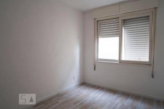 Quarto de apartamento à venda com 1 quarto, 42m² em Tristeza, Porto Alegre