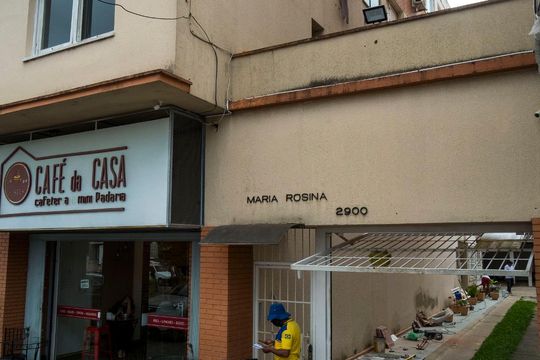 Entrada de apartamento à venda com 1 quarto, 42m² em Tristeza, Porto Alegre