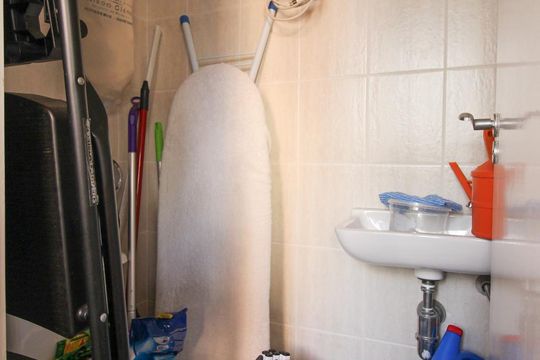Banheiro de Serviço de apartamento para alugar com 2 quartos, 82m² em Vila Olímpia, São Paulo