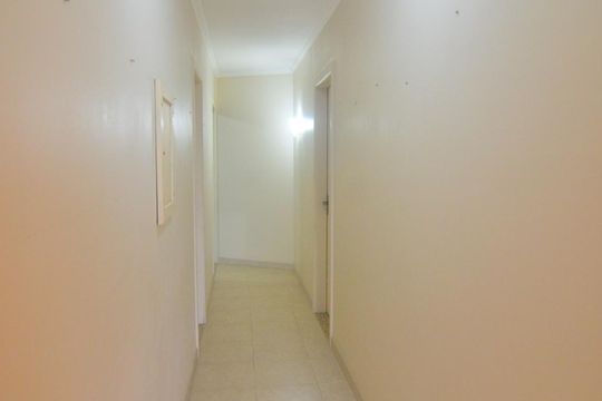 Corredor de casa à venda com 4 quartos, 511m² em Niterói, Canoas
