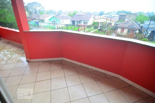 Sacada de casa à venda com 4 quartos, 511m² em Niterói, Canoas