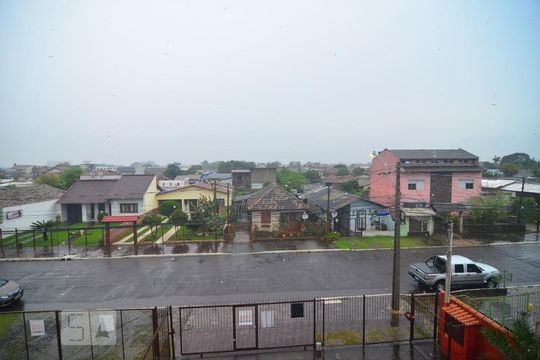 Vista Sacada de casa à venda com 4 quartos, 511m² em Niterói, Canoas