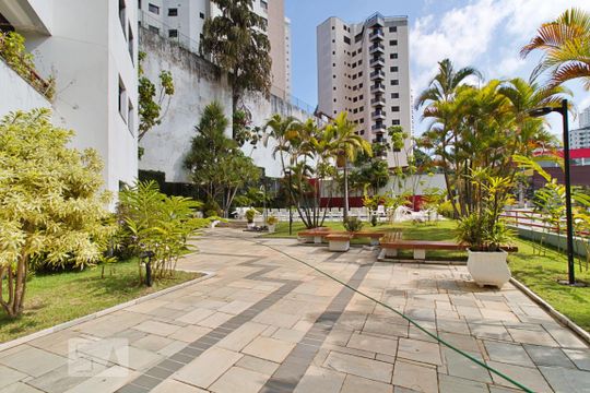 Área comum de apartamento para alugar com 1 quarto, 50m² em Vila Andrade, São Paulo