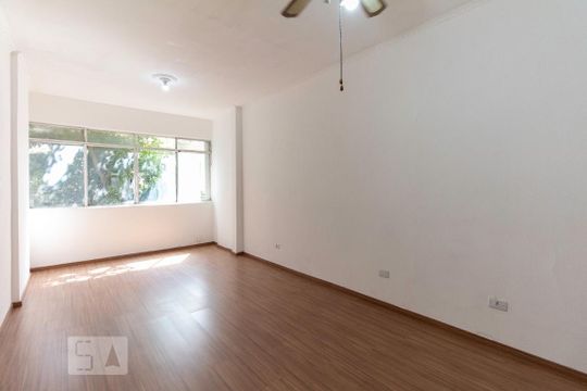 Sala/Quarto de kitnet/studio para alugar com 1 quarto, 38m² em Sé, São Paulo