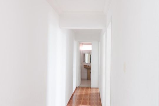 Corredor de apartamento à venda com 3 quartos, 69m² em Jardim Prudência, São Paulo