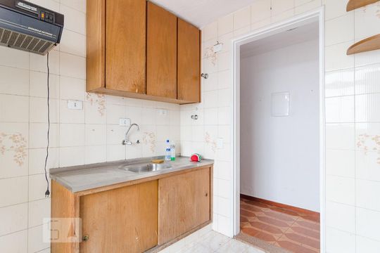 Cozinha de apartamento à venda com 3 quartos, 69m² em Jardim Prudência, São Paulo
