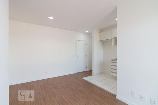 Sala de apartamento à venda com 2 quartos, 55m² em Vila Galvão, Guarulhos