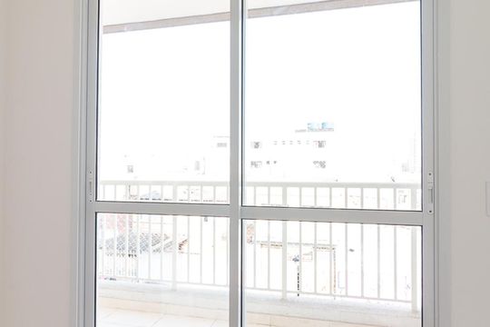 Varanda de apartamento à venda com 2 quartos, 55m² em Vila Galvão, Guarulhos