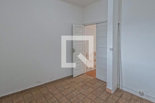 Quarto de Serviço de casa à venda com 3 quartos, 250m² em Vila Cavaton, São Paulo