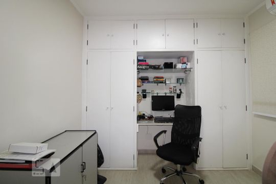 Quarto 1 de casa à venda com 4 quartos, 180m² em Vila Cordeiro, São Paulo