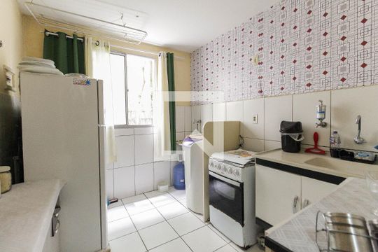 Cozinha de apartamento à venda com 1 quarto, 45m² em Vila Curuçá, São Paulo