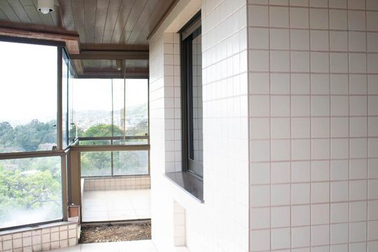 Varanda da Sala de Estar de apartamento à venda com 3 quartos, 310m² em Santa Tereza, Porto Alegre