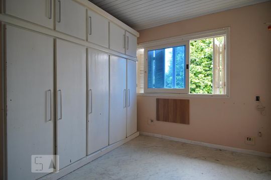 Quarto 1 de casa à venda com 2 quartos, 120m² em São José, Canoas