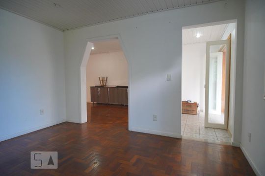 Sala de casa à venda com 2 quartos, 120m² em São José, Canoas