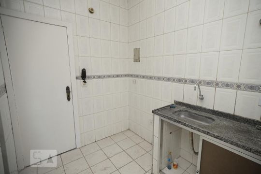 Cozinha de apartamento para alugar com 3 quartos, 90m² em Madureira, Rio de Janeiro