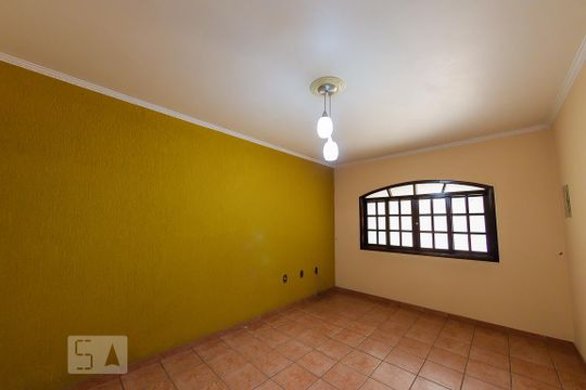 Casa para alugar com 2 quartos, 120m² em Parque Continental Ii, Guarulhos