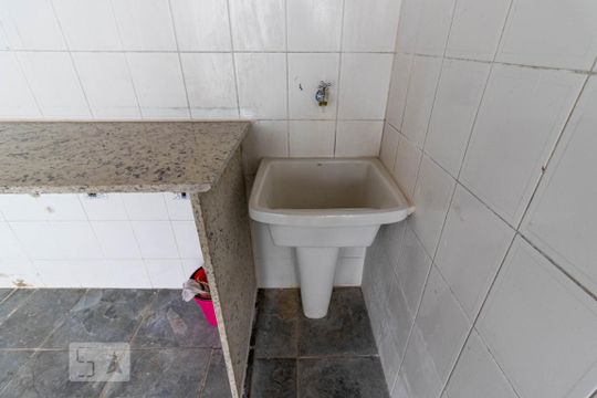 Área de Serviço de casa para alugar com 3 quartos, 160m² em Moema, São Paulo