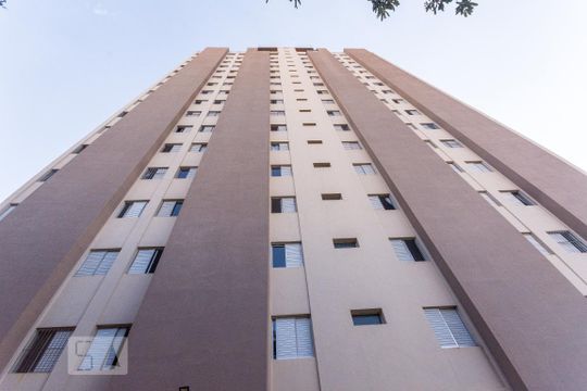 Fachada de apartamento para alugar com 2 quartos, 80m² em Vila Gustavo, São Paulo