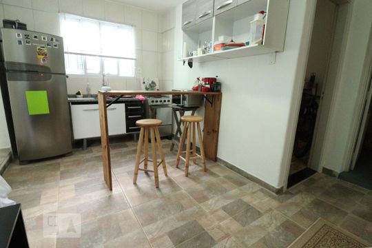 Cozinha 2 de casa à venda com 5 quartos, 220m² em Aclimação, São Paulo