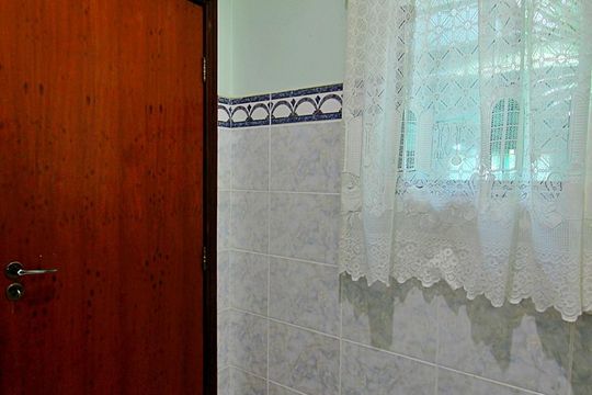 Lavabo de casa à venda com 3 quartos, 394m² em Vila Helena, Santo André