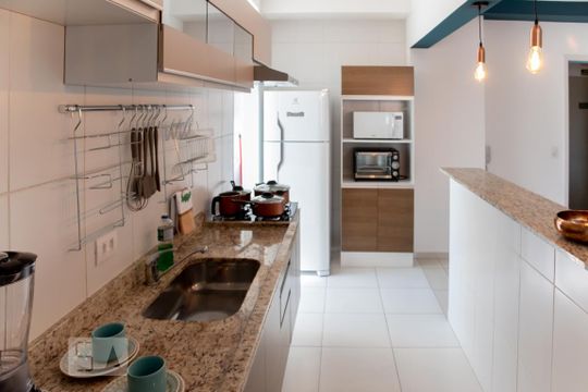 Cozinha de apartamento à venda com 2 quartos, 56m² em Jardim Colorado, São Paulo