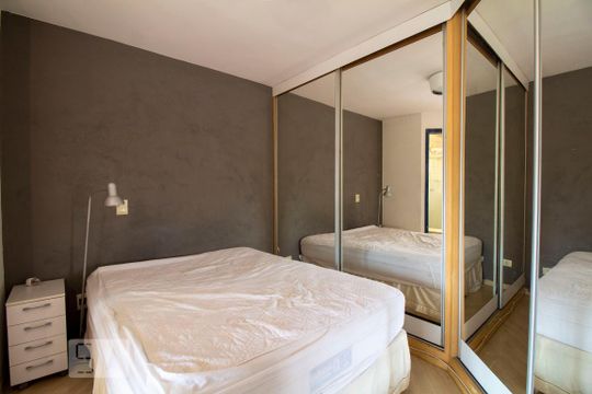 Suíte de apartamento à venda com 1 quarto, 43m² em Vila Clementino, São Paulo