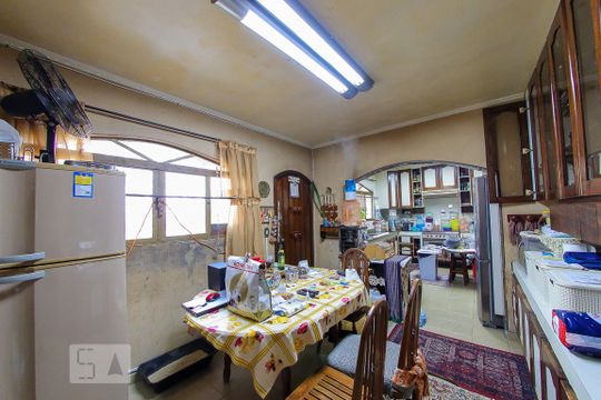 Cozinha de casa à venda com 4 quartos, 454m² em Vila Galvão, Guarulhos