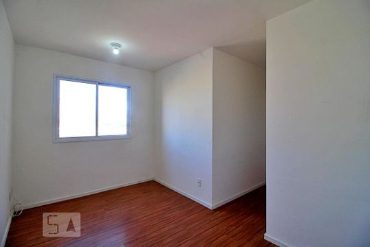 Apartamento para alugar com 2 quartos, 46m² em Jardim Utinga, Santo André