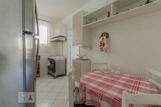 Cozinha de apartamento para alugar com 3 quartos, 144m² em Pituba, Salvador