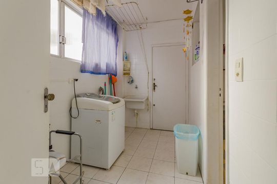 Área de Serviço de apartamento para alugar com 3 quartos, 144m² em Pituba, Salvador