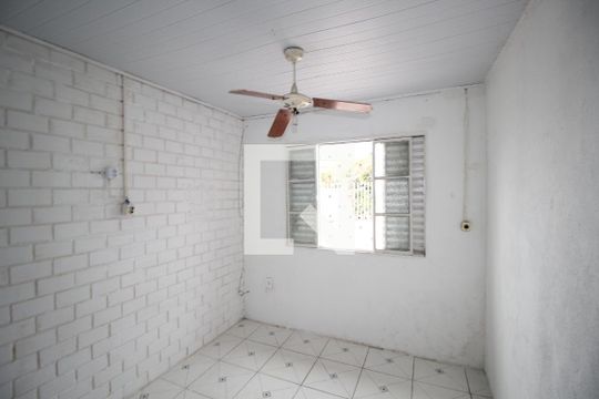 Quarto 1 de casa à venda com 2 quartos, 52m² em Protásio Alves, Porto Alegre
