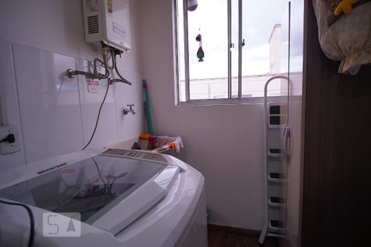 Area de Serviço de apartamento à venda com 2 quartos, 110m² em Coronel Aparicio Borges, Porto Alegre