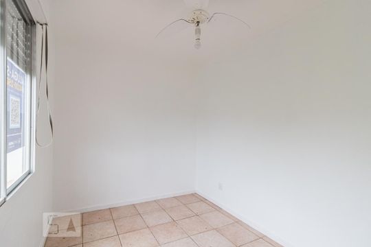 Quarto de apartamento para alugar com 1 quarto, 40m² em Protásio Alves, Porto Alegre