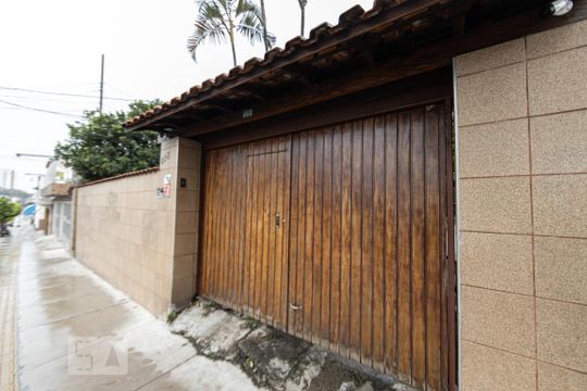 Fachada de casa à venda com 4 quartos, 556m² em Vila Matilde, São Paulo