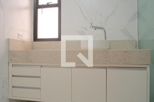 Banheiro Social de apartamento à venda com 4 quartos, 150m² em Chácara Santo Antônio (zona Leste), São Paulo