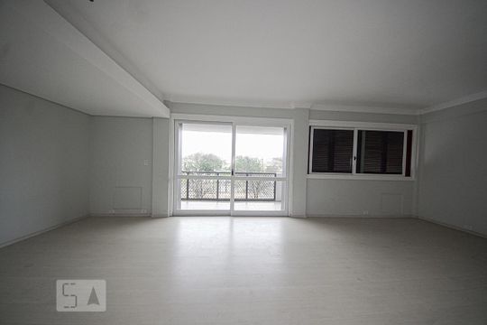 Apartamento à venda com 3 quartos, 210m² em Centro, São Leopoldo