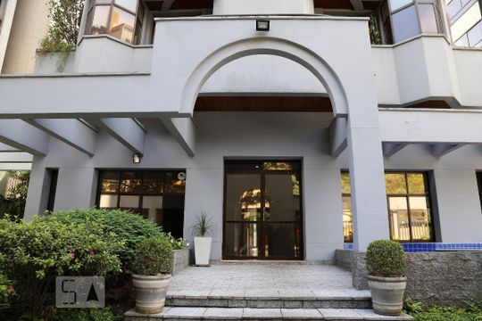 Fachada do Condomínio de kitnet/studio à venda com 1 quarto, 35m² em Vila Suzana, São Paulo